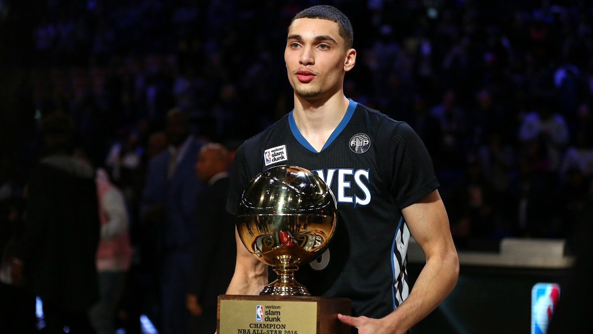 新闻中心发布全国体育文化创意作品征集活动通知，体育文化展